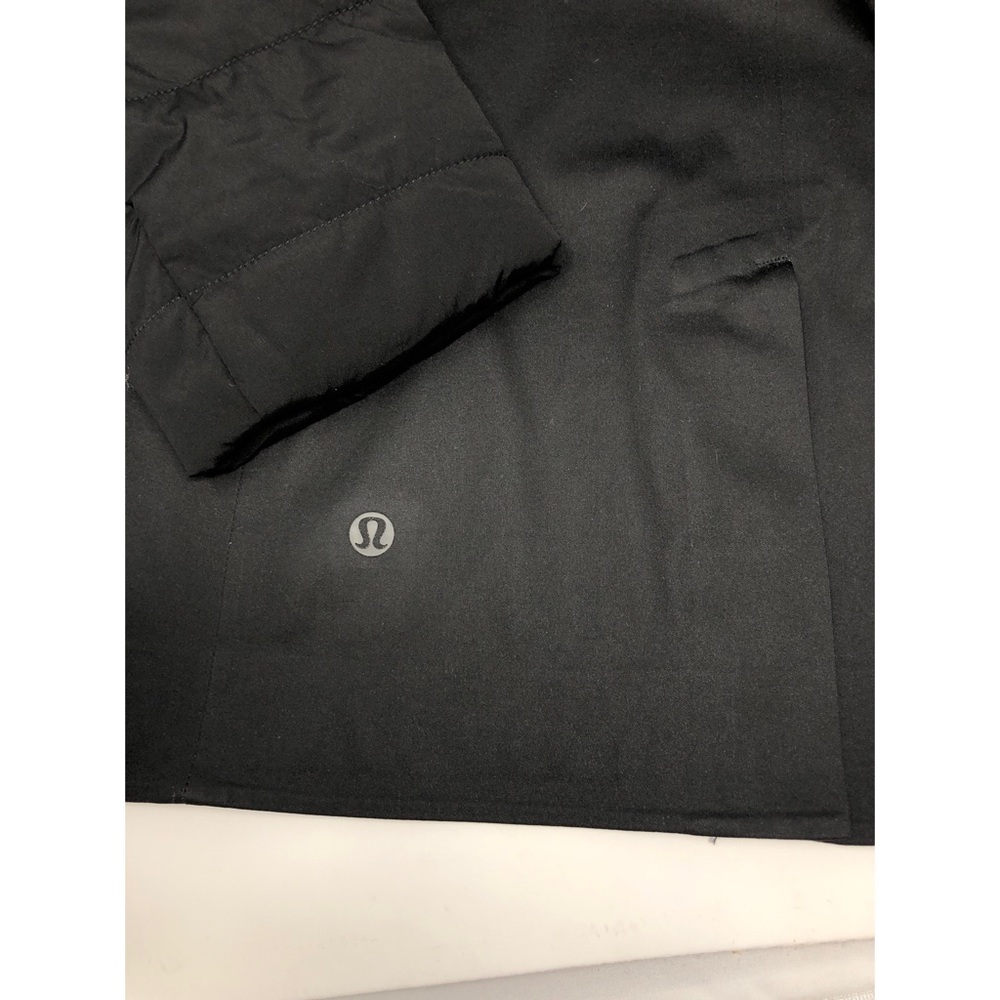 *SOLD* LULULEMON Outer Jacket Blazer Size Medium - Picture 6 of 8